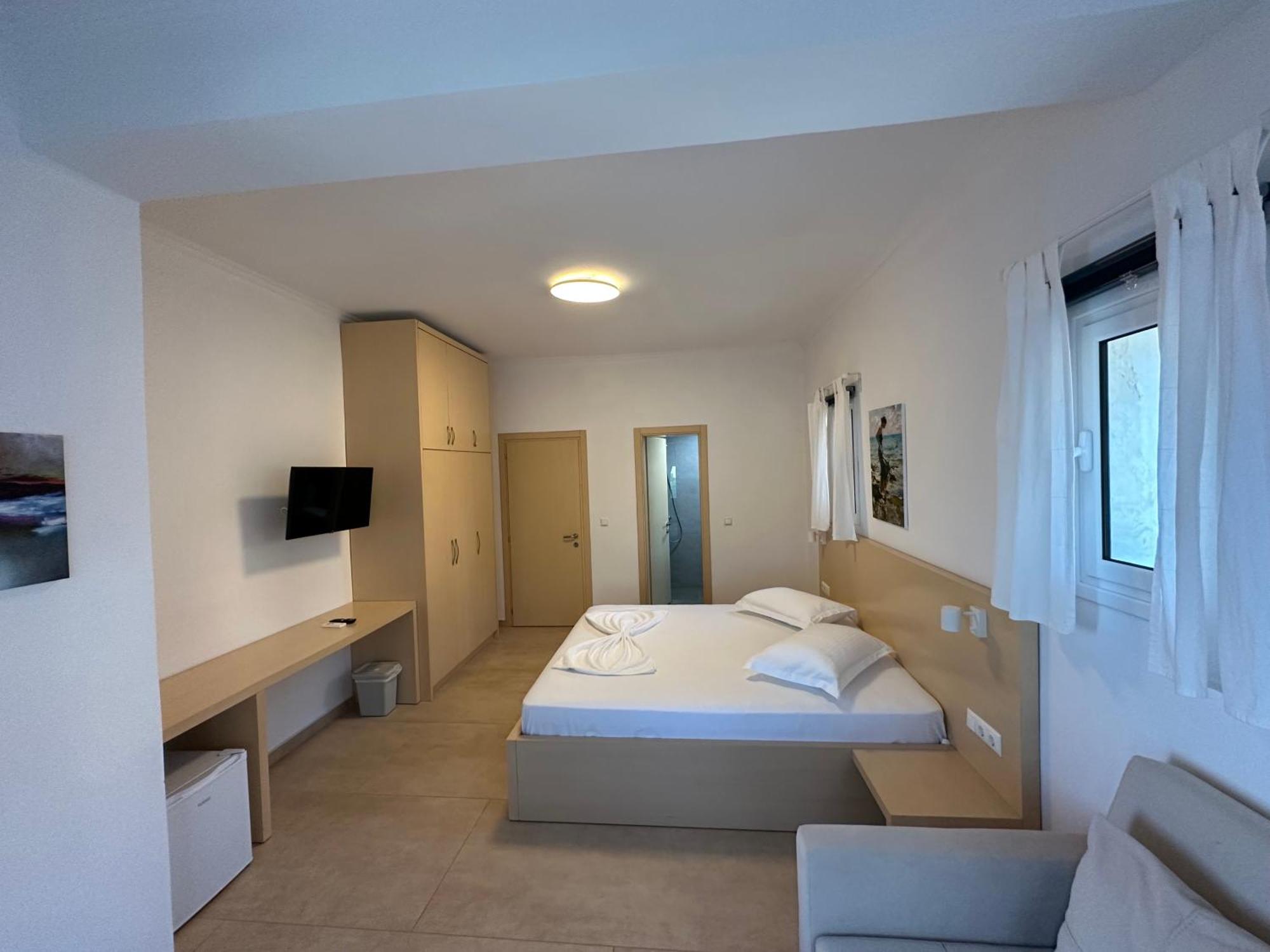 Dima Vista Hotel Dhërmi Buitenkant foto